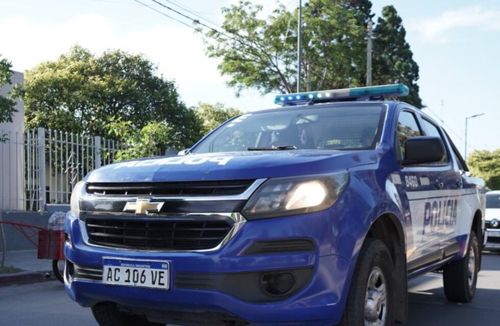 Indignante: le robaron la silla de ruedas a un joven cordobés cuando esperaba el colectivo