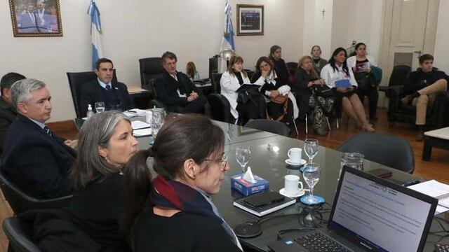 El ministro Medina Ruiz encabezó la reunión semanal.