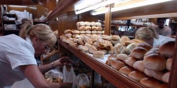 El pan aumentará un 10% en San Juan\u002E