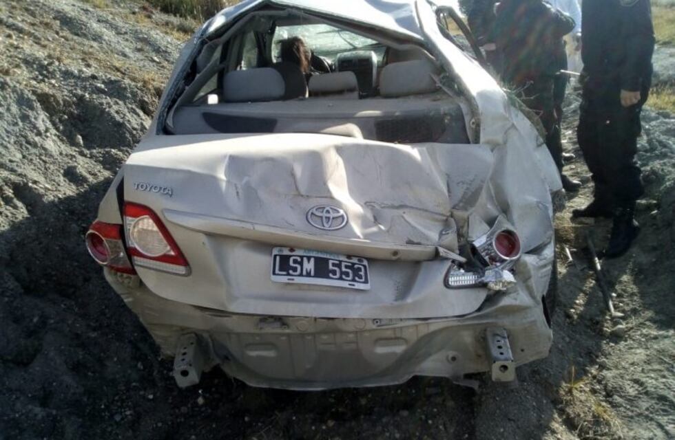 Dos mujeres heridas producto de despiste seguido de vuelco en Ruta 3