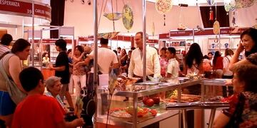 Feria de Artesanos del Mercosur\u002E