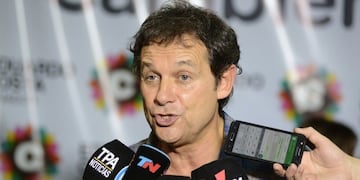 Eduardo Costa Senador Nacional