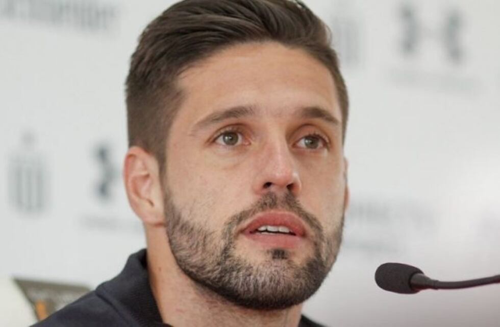 "Me amoldé a la idea que tiene Milito", confesó González en conferencia