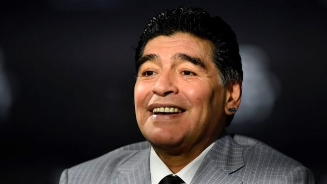 (FILES) This file photo taken on January 09, 2017 shows former Argentine football player Diego Maradona posing as he arrives for The Best FIFA Football Awards 2016 ceremony in Zurich.nMaradona has signed to be the new coach of Al-Fujairah SC in the United Arab Emirates, the football club announced on May 7, 2017. / AFP PHOTO / MICHAEL BUHOLZER