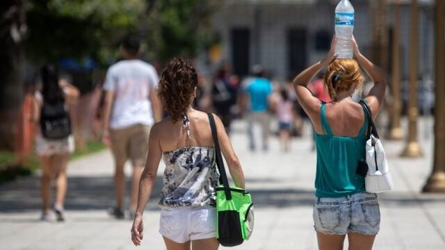 Rosario entró en alerta amarilla por temperaturas extremas y tormentas.