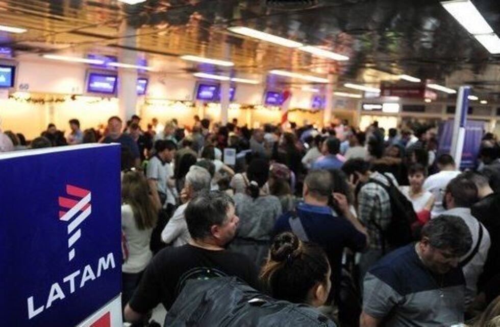 Anuncian un paro nacional en todos los aeropuertos en Semana Santa
