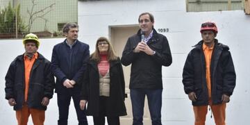 Vecinos de La Plata recibirán descuentos en tasas y materiales por arreglar las veredas