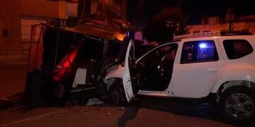 Se estrelló contra un carrito de comidas por conducir borracho