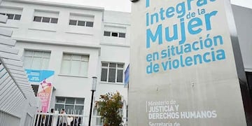 Polo de la Mujer\u002E