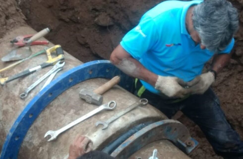 Sin servicio de agua en barrios de San Antonio de Arredondo y Carlos Paz