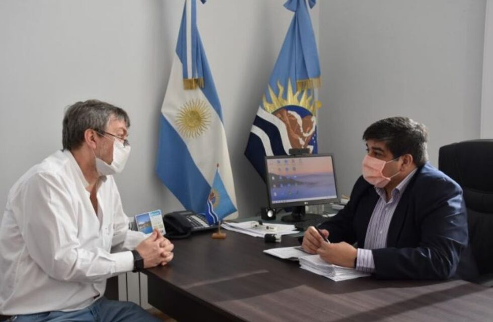 Encuentro entre el Ministerio de Salud y la Universidad tecnológica