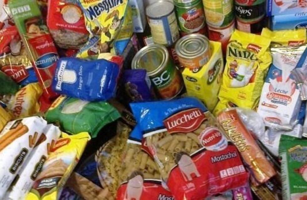 Colecta de alimentos de Cáritas para los más necesitados