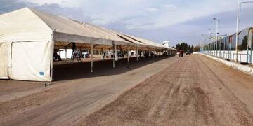 Carpa para el hospital El Carmen