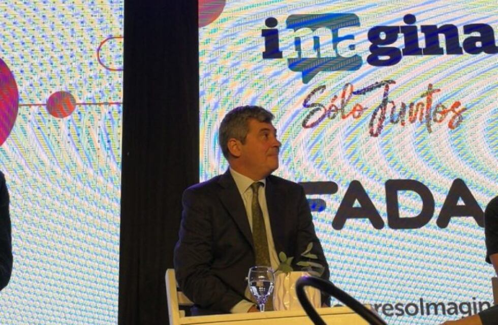 Daniel Balmaceda: "Cuando necesitamos caudillos es porque las instituciones están débiles"