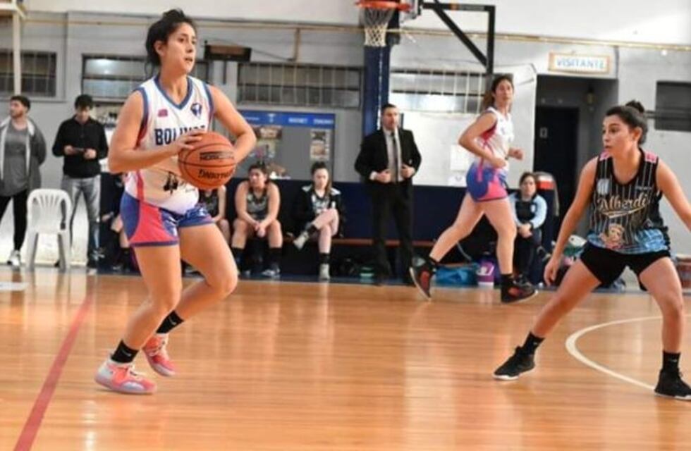 Básquet femenino: contundente triunfo de Sportivo Bolívar en Carlos Paz