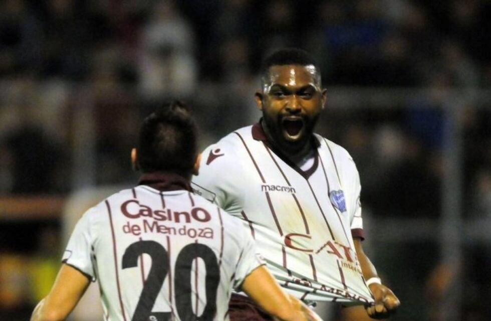 El Tomba ganó el clásico cuyano contra San Martín por 1-2