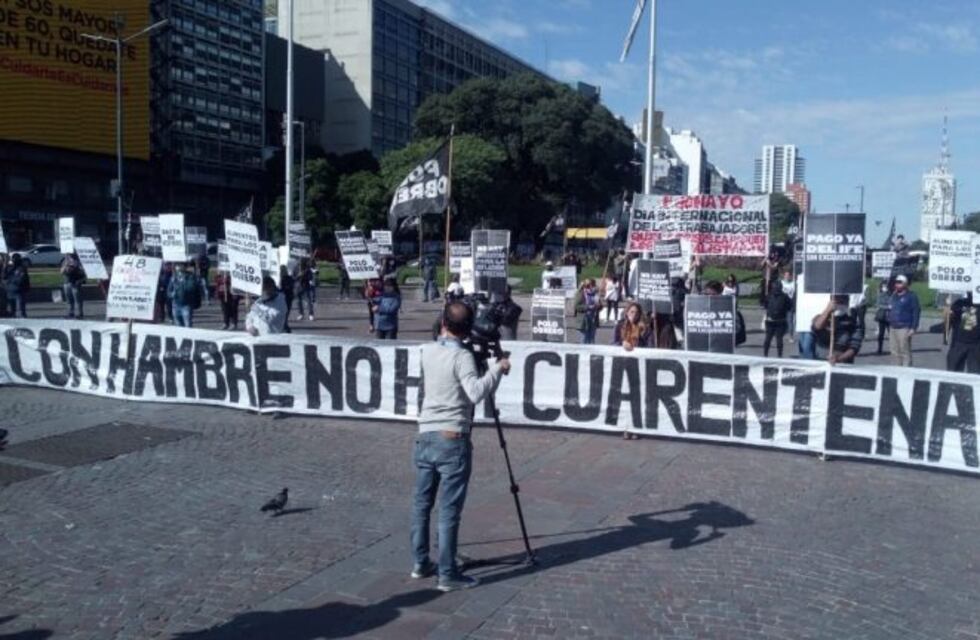 Coronavirus: el Polo Obrero marchó hacia Desarrollo Social con distanciamiento y tapabocas