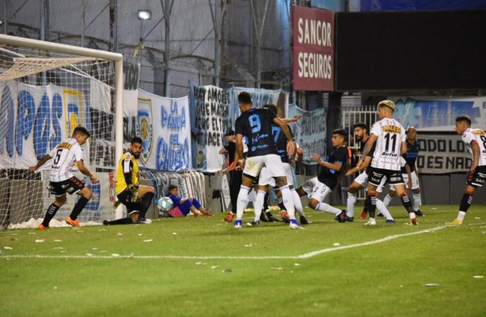 Atlético de Rafaela venció por 2 a 0 a Chacarita y clasificó a la Copa Argentina