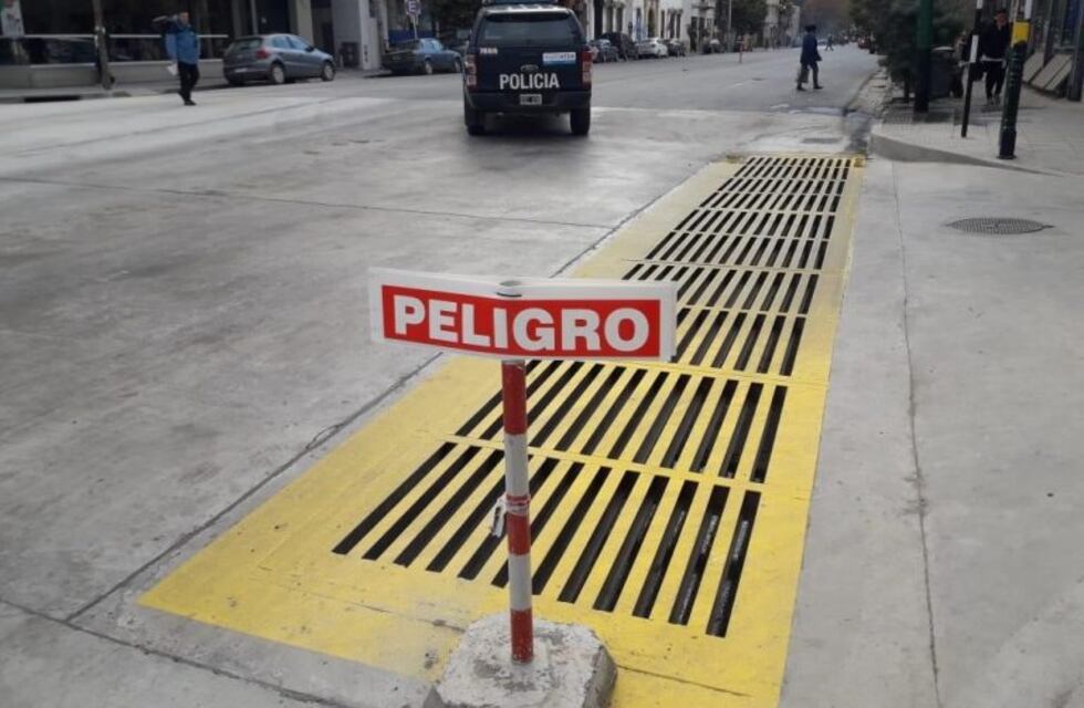 Sáenz sobre las rejillas: "Las bicicletas no pueden ir por ahí"