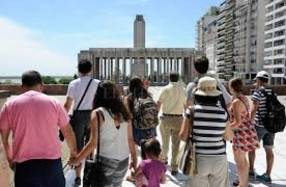 Pocos turistas y hoteles casi vacíos en Rosario