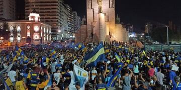 Los simpatizantes coparon la explanada después de ver el partido con Gimnasia\u002E (@eugeiermoli)