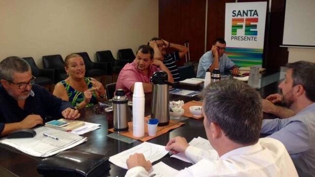 Sin propuesta salarial avanzas las mociones para posponer el inicio de las clases