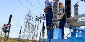 Edemsa continúa trabajando para restablecer la energía eléctrica en Godoy Cruz, Capital, Luján y Guaymallén\u002E