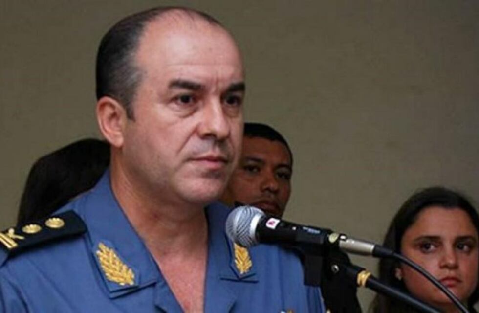 Detuvieron en su casa al ex jefe de la Policía de Santa Fe, Rafael Grau