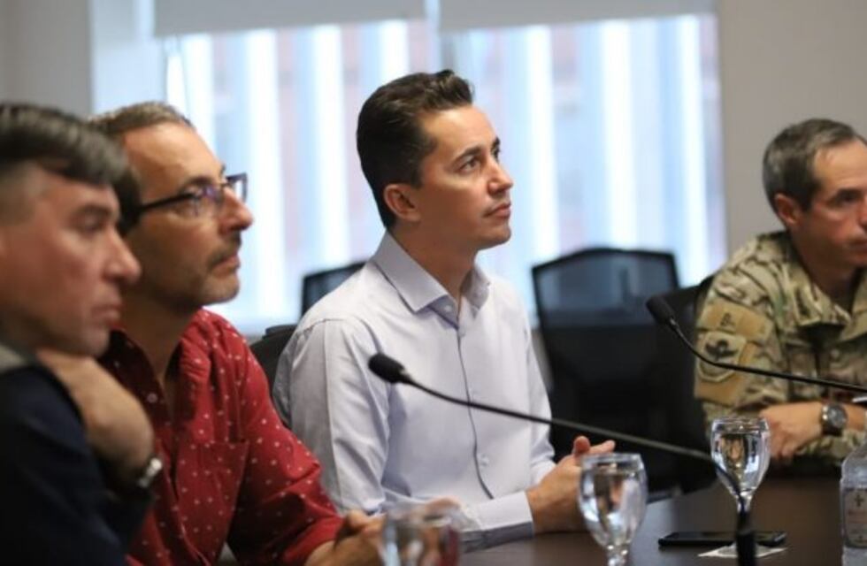 Manuel Calvo: "Recorremos un camino difícil pero es el necesario para enfrentar la pandemia"