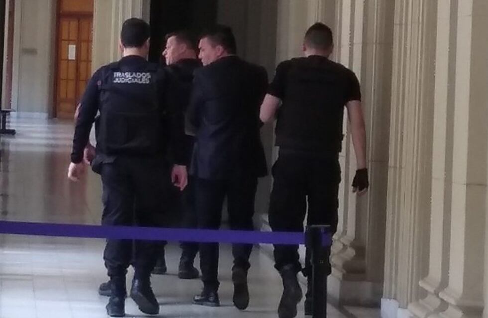 El "Tata" Baldomir pidió la absolución y tildó de "bruja" a su exesposa