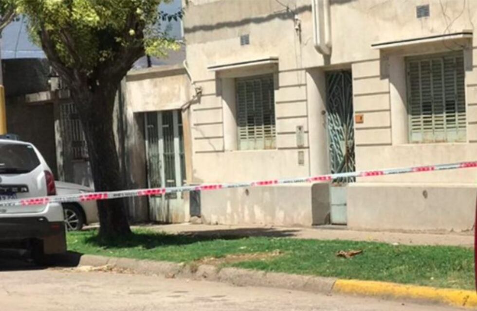 Balearon la casa de un matrimonio de funcionarios de Fray Luis Beltrán