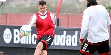 El futbolista seguiru00e1 con el tratamiento tras pasar cuatro du00edas en observaciou00b4n\u002E