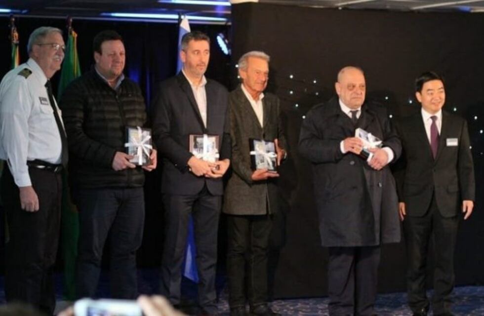 "Donde manda capitán, no manda marinero", dijo Arroyo sobre Magnoler