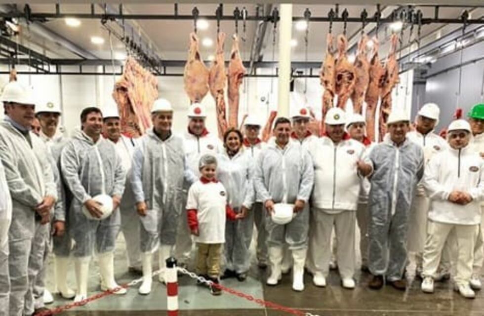 El ministro Luis Etchevehere visitó Gualeguaychú