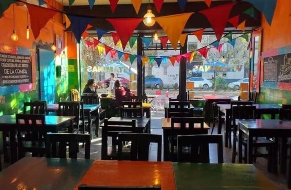 Cerró un histórico bar platense y se despidió a través de Facebook