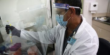 Detectaron el primer caso de "flurona", una combinación de gripe con coronavirus, en Israel y crece la preocupación de los expertos