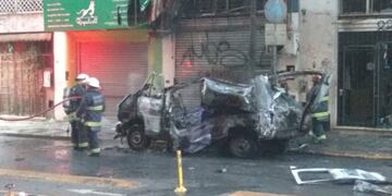 Explotó una camioneta a seis cuadras del Congreso\u002E