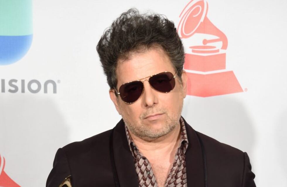 En insólito acento neutro de Andrés Calamaro en los Grammy Latino 2017