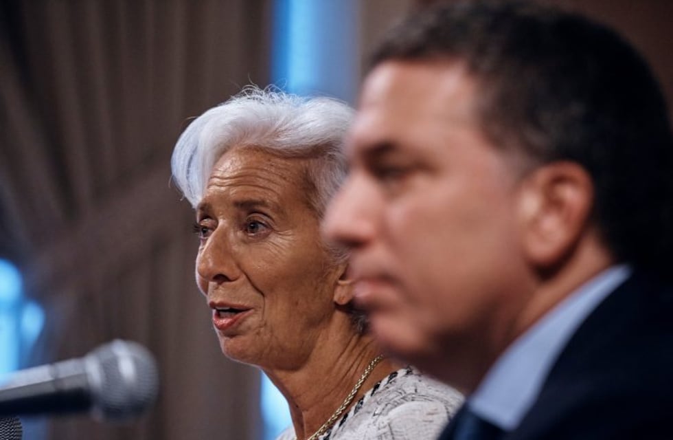 Dujovne viaja a EEUU para reunirse con Christine Lagarde