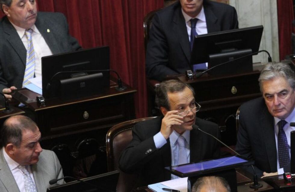 Giustiniani dijo que lo expulsaron por su postura crítica y anticipó: "Vamos a continuar en esa línea"