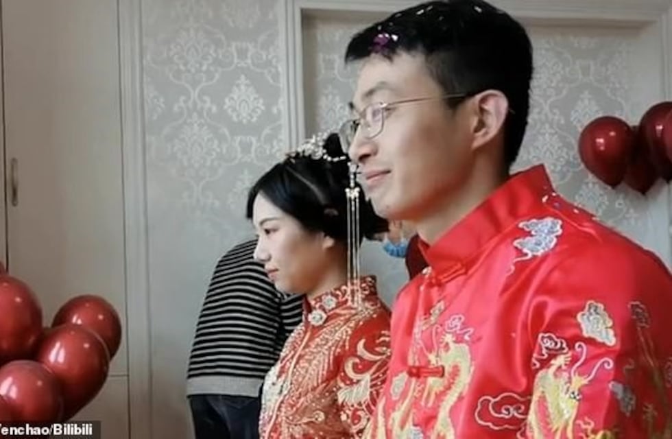 Una pareja china celebró su matrimonio de manera virtual y reunió a tres millones de invitados