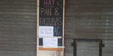 Fachada del comercio en donde murió su dueño (Foto: 0223)