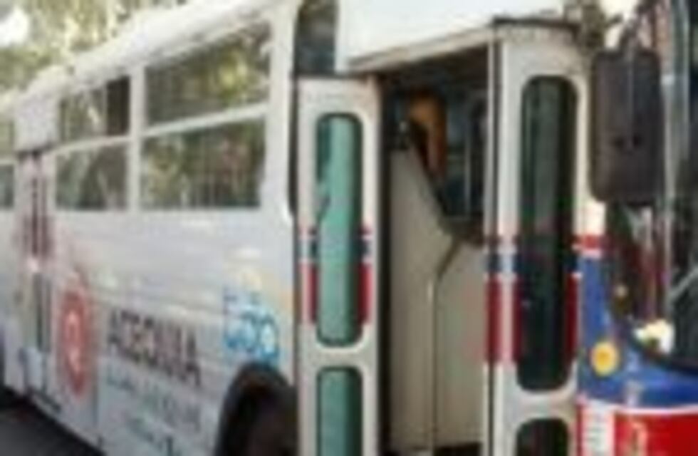 Continúa hoy el paro de troles y el Metrotranvía