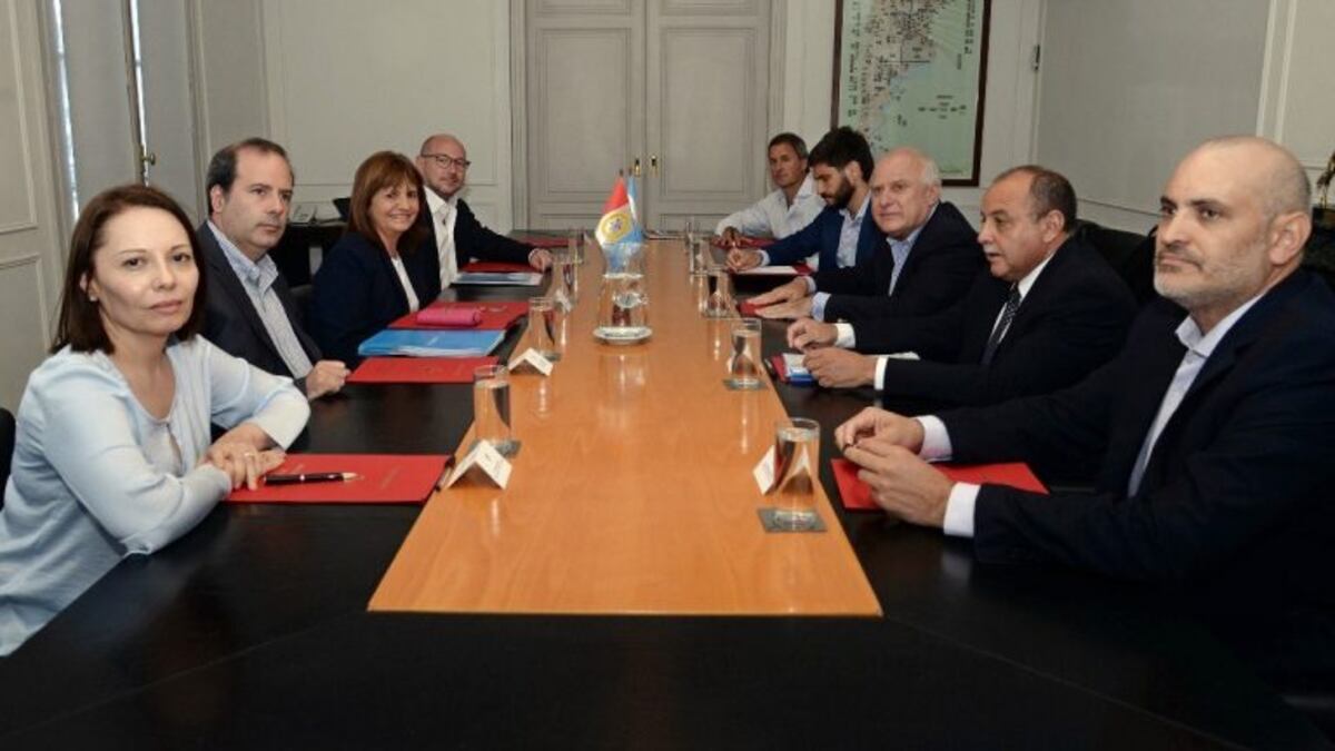 Los funcionarios darán a conocer los próximos pasos a seguir hasta diciembre\u002E (Prensa Bullrich)