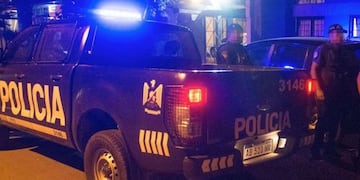 La Policía de Mendoza atrapó a un menor de 15 años que intentó escapar en una moto, tras intentar robar a dos personas en Las Heras. Imagen Ilustrativa