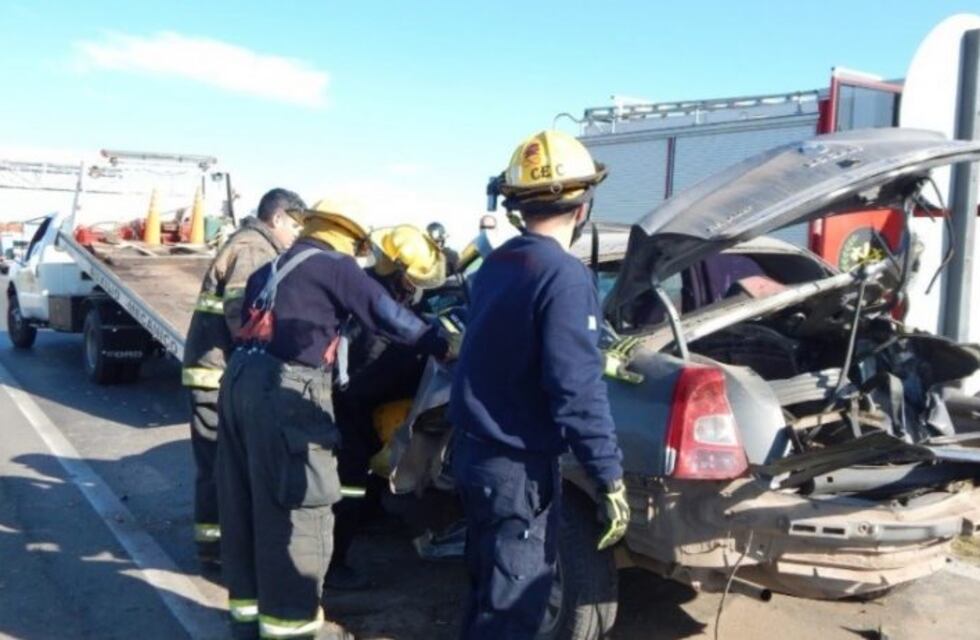Terrible choque en la Autopista a Santa Fe: trasladaron a la víctima en helicóptero sanitario