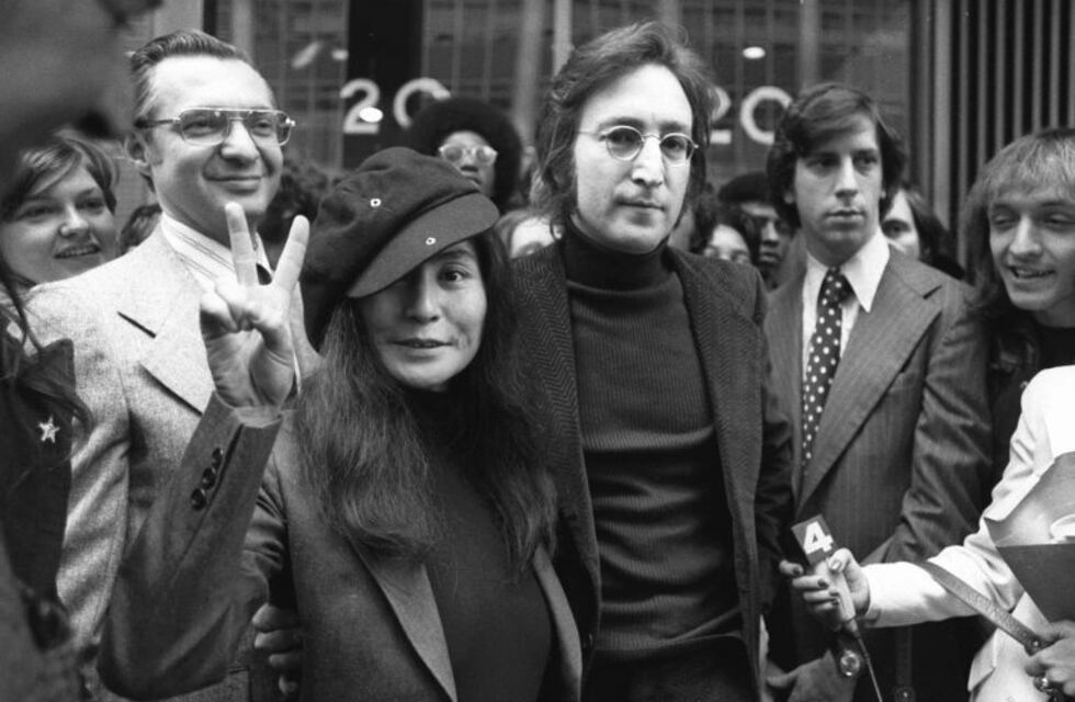 Subastarán el disco que John Lennon autografió a su asesino