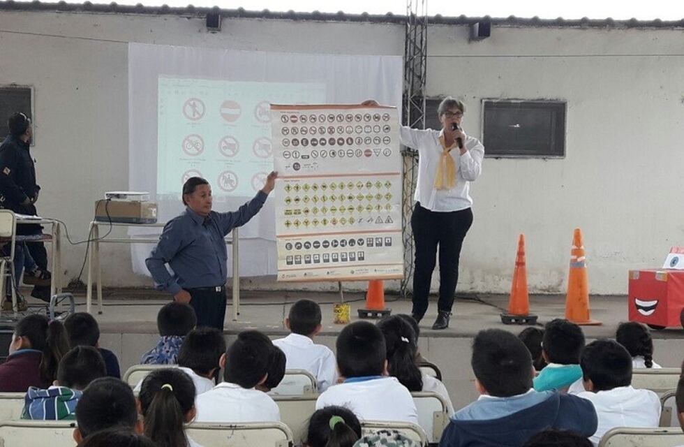 Charlas de Educación Vial en escuelas de La Banda