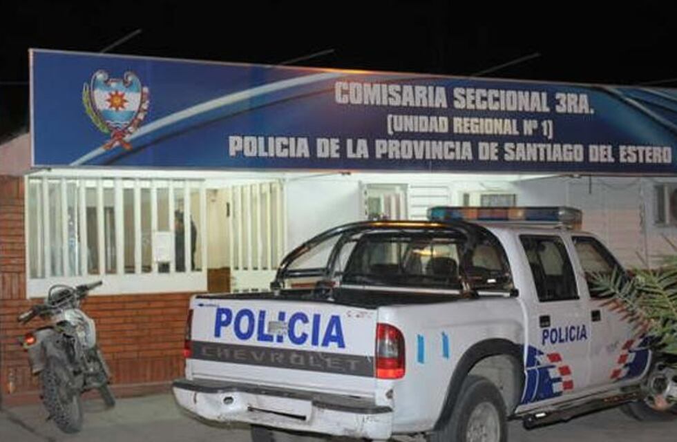 Una mujer encontró a su vecino desnudo con su hija de 8 años