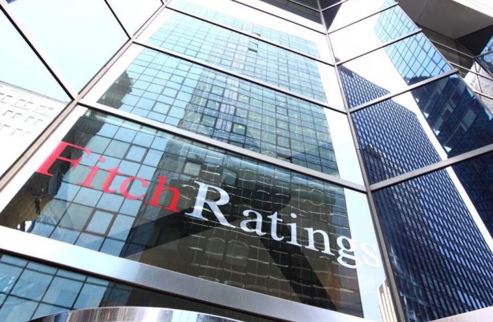 La calificadora Fitch bajó la nota de la deuda argentina y alertó riesgo de default
